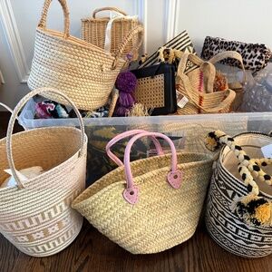 Bundle of summer and fall handbags and clutches